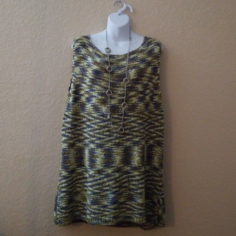 Avenue sleeveless sweater